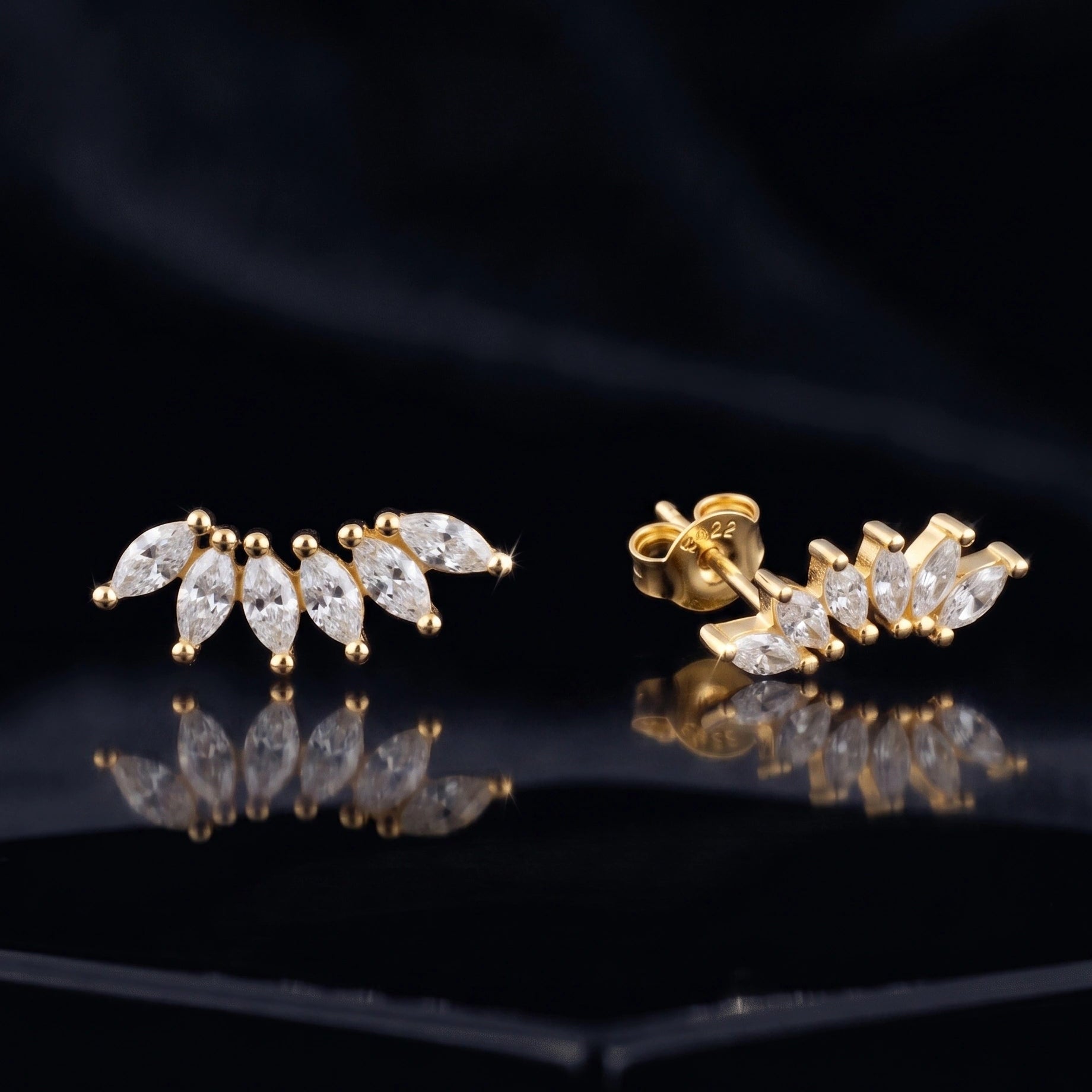 Luxury Baguette Cuff Stud