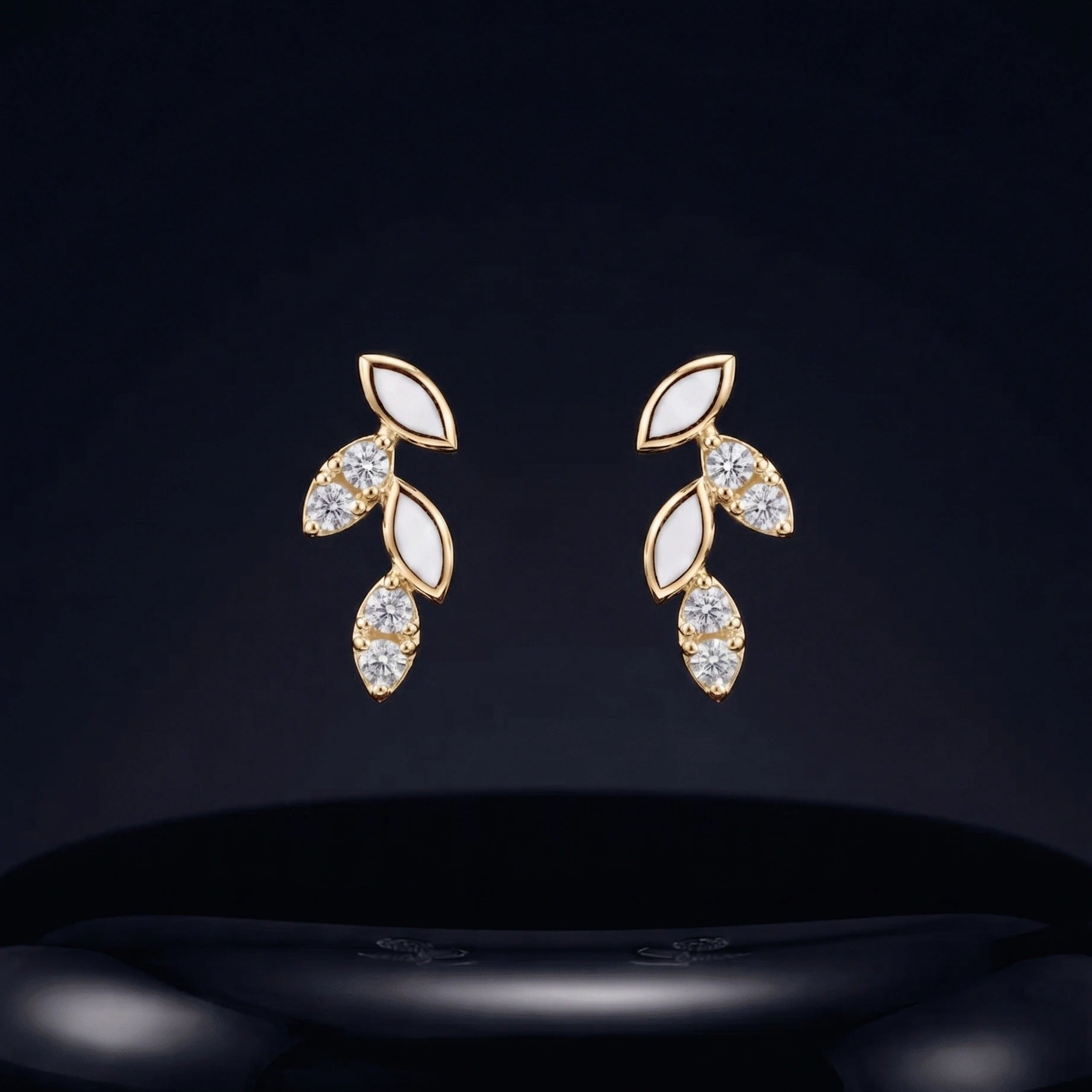 Zirconia Dew Leaf Stud