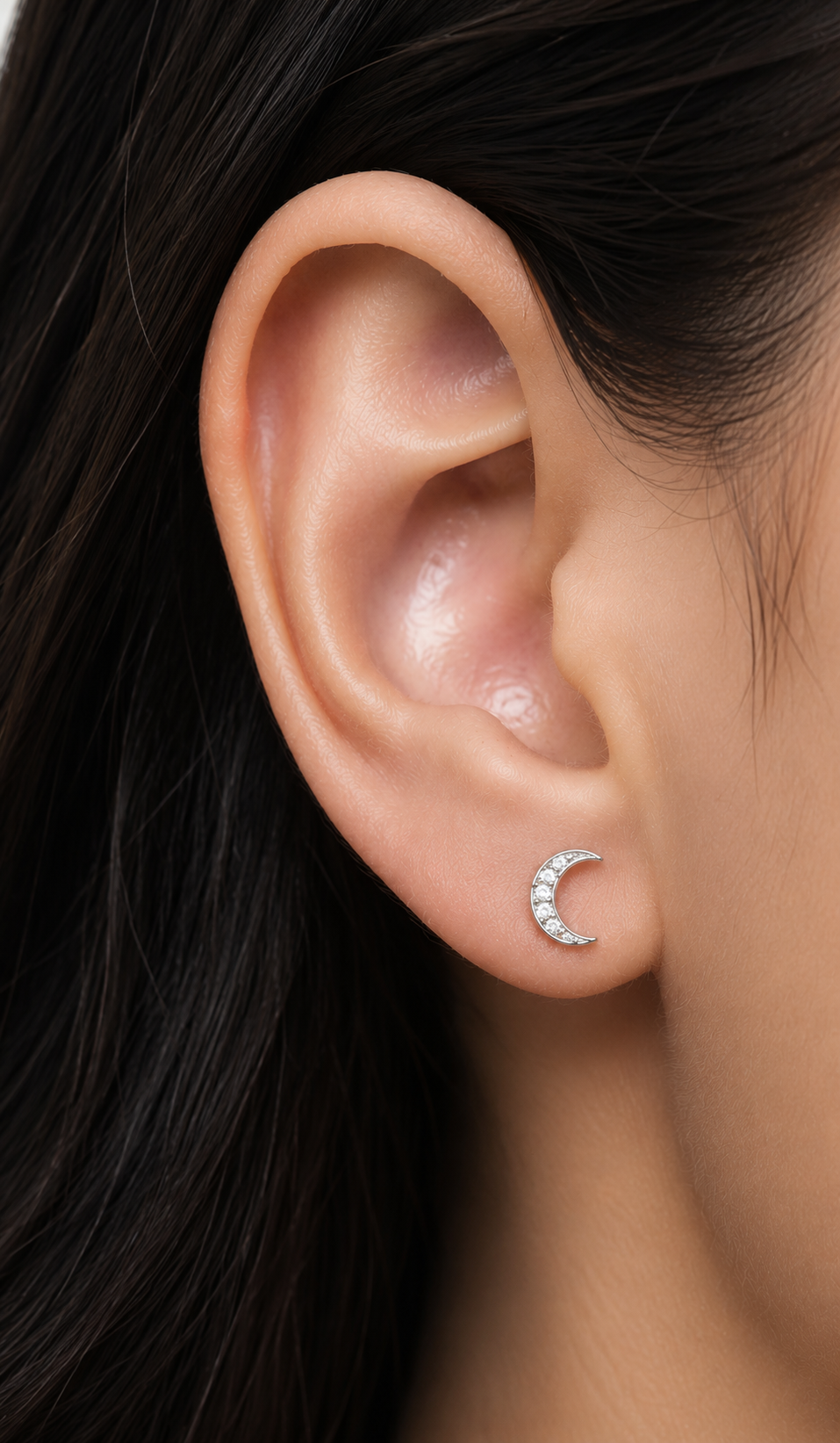 Zirconia Crescent Moon Stud