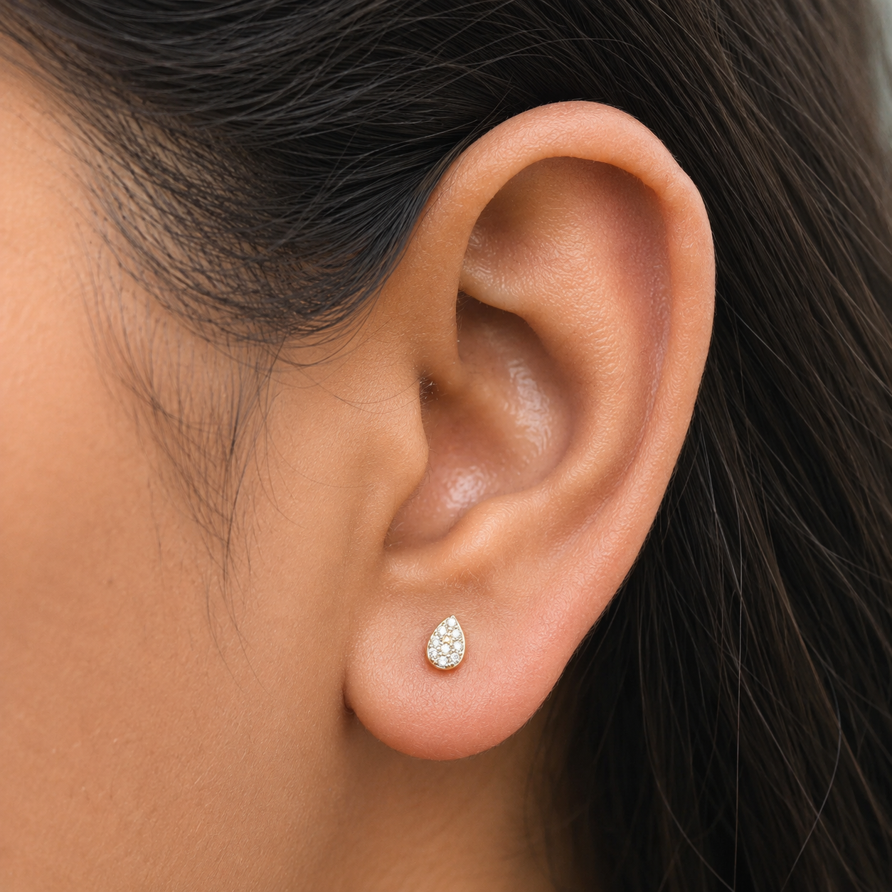 Zirconia Tear Drop Stud Earrings