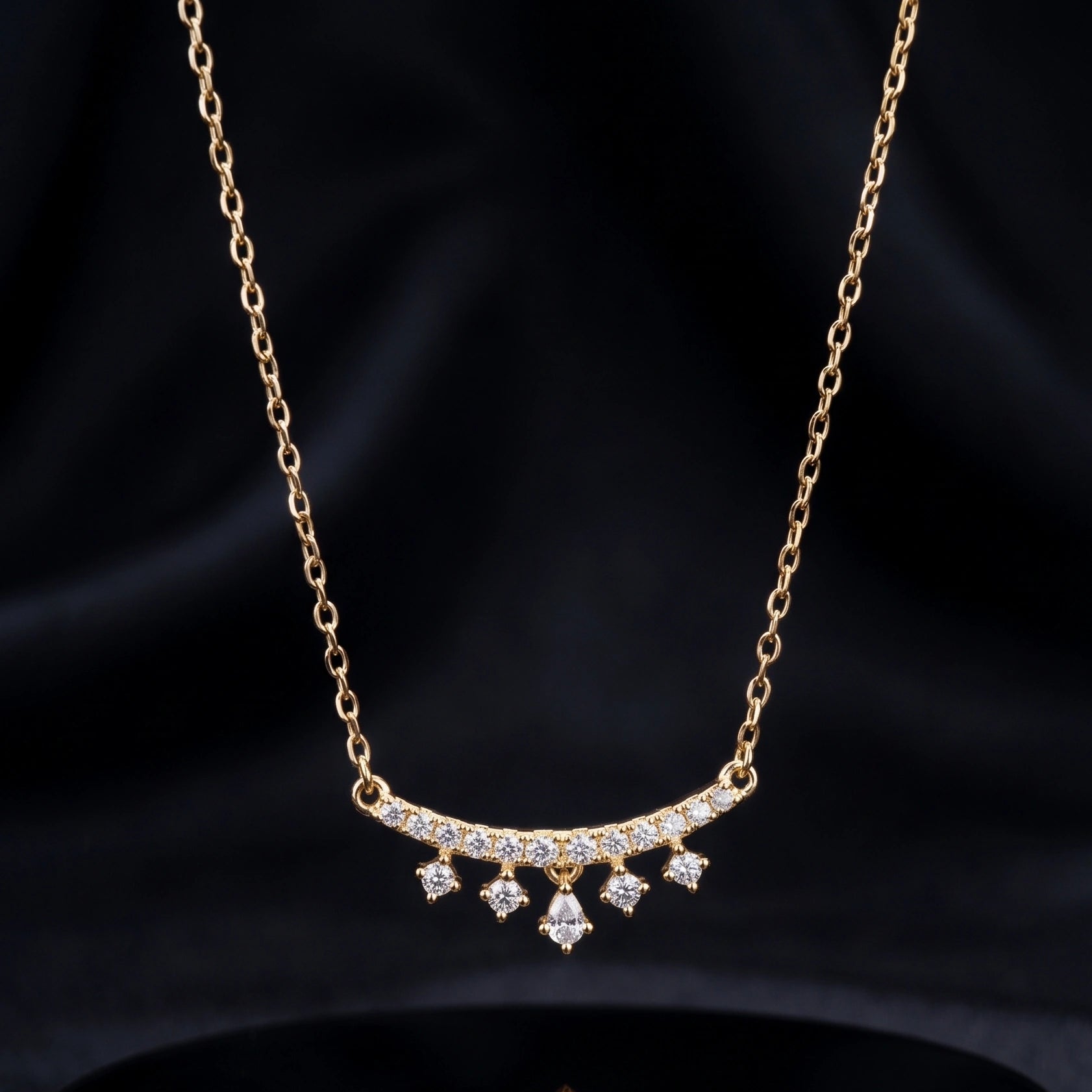 Diamond Dew Necklace