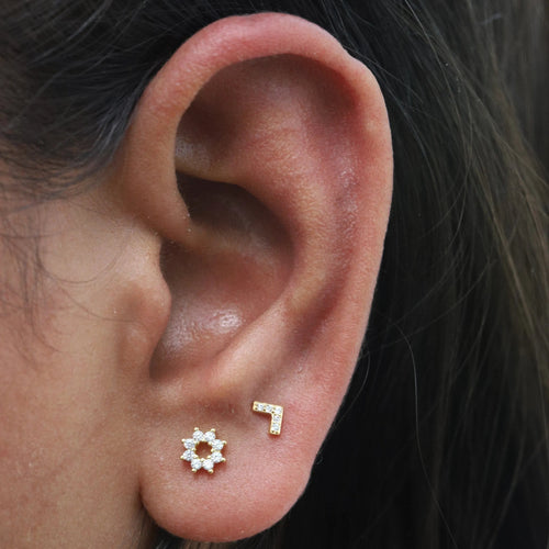 Arrow Zircon Stud Earrings