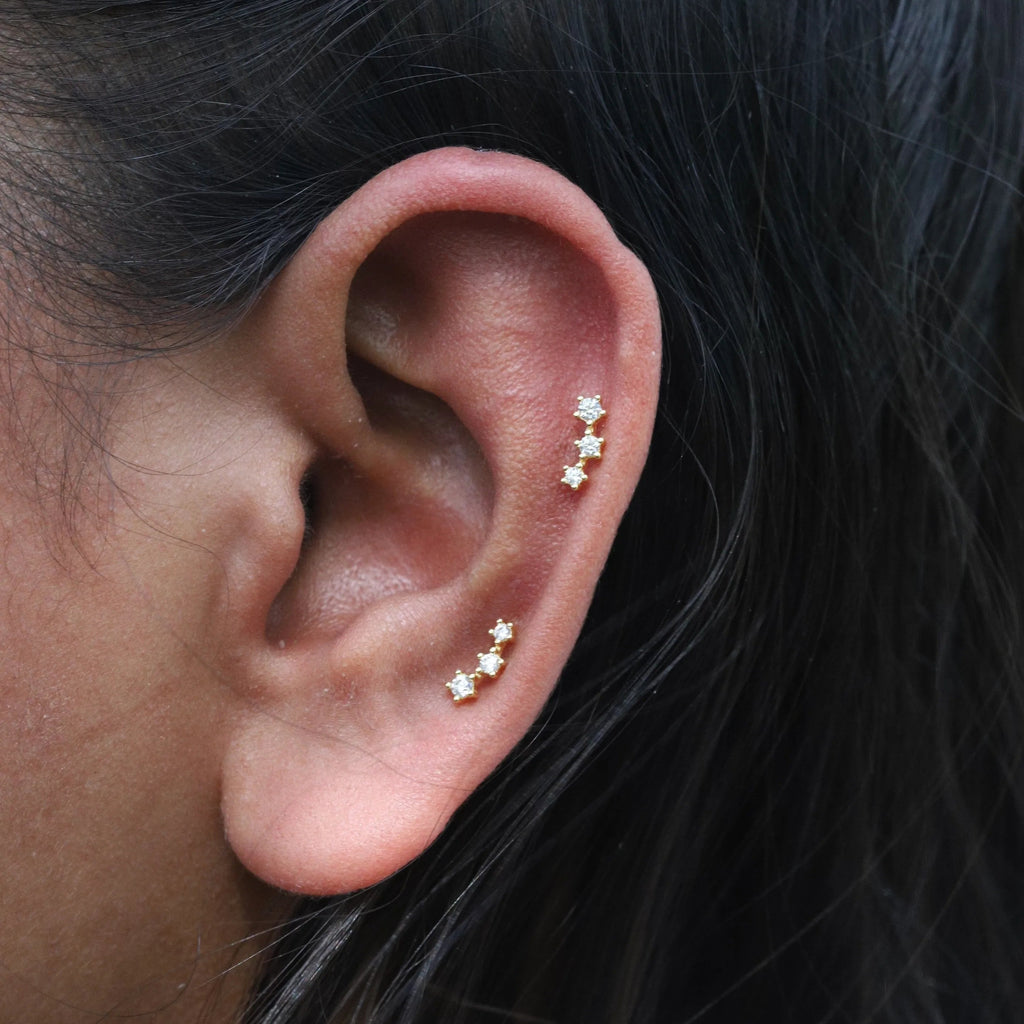 Zirconia Three Stone Curve Stud